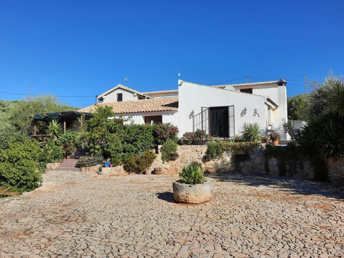 Hacienda La Buena Vida B&B En Appartementen Casita La Bruja Algarinejo Exteriör bild