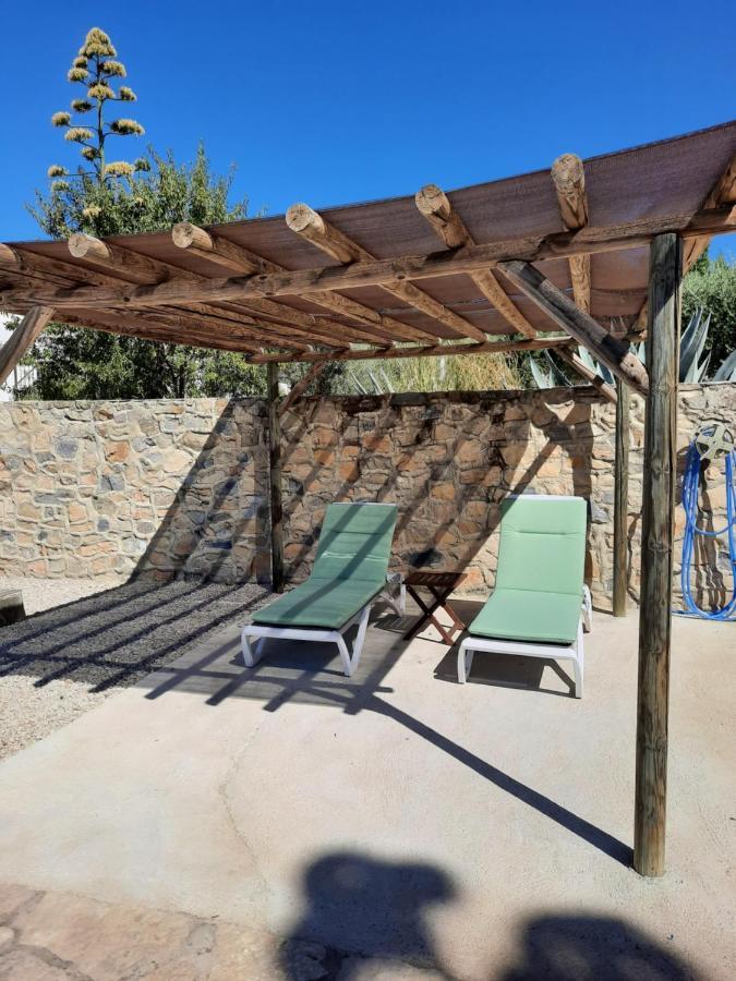 Hacienda La Buena Vida B&B En Appartementen Casita La Bruja Algarinejo Exteriör bild